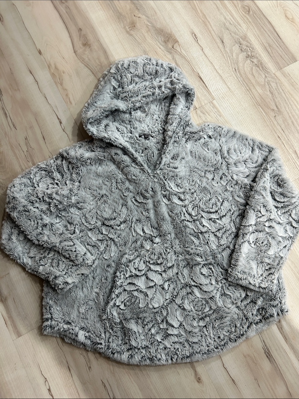 Cozy Plush Hooded Pullover in Light Gray